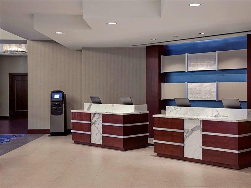 Отель Hilton Fairfax, Va Экстерьер фото