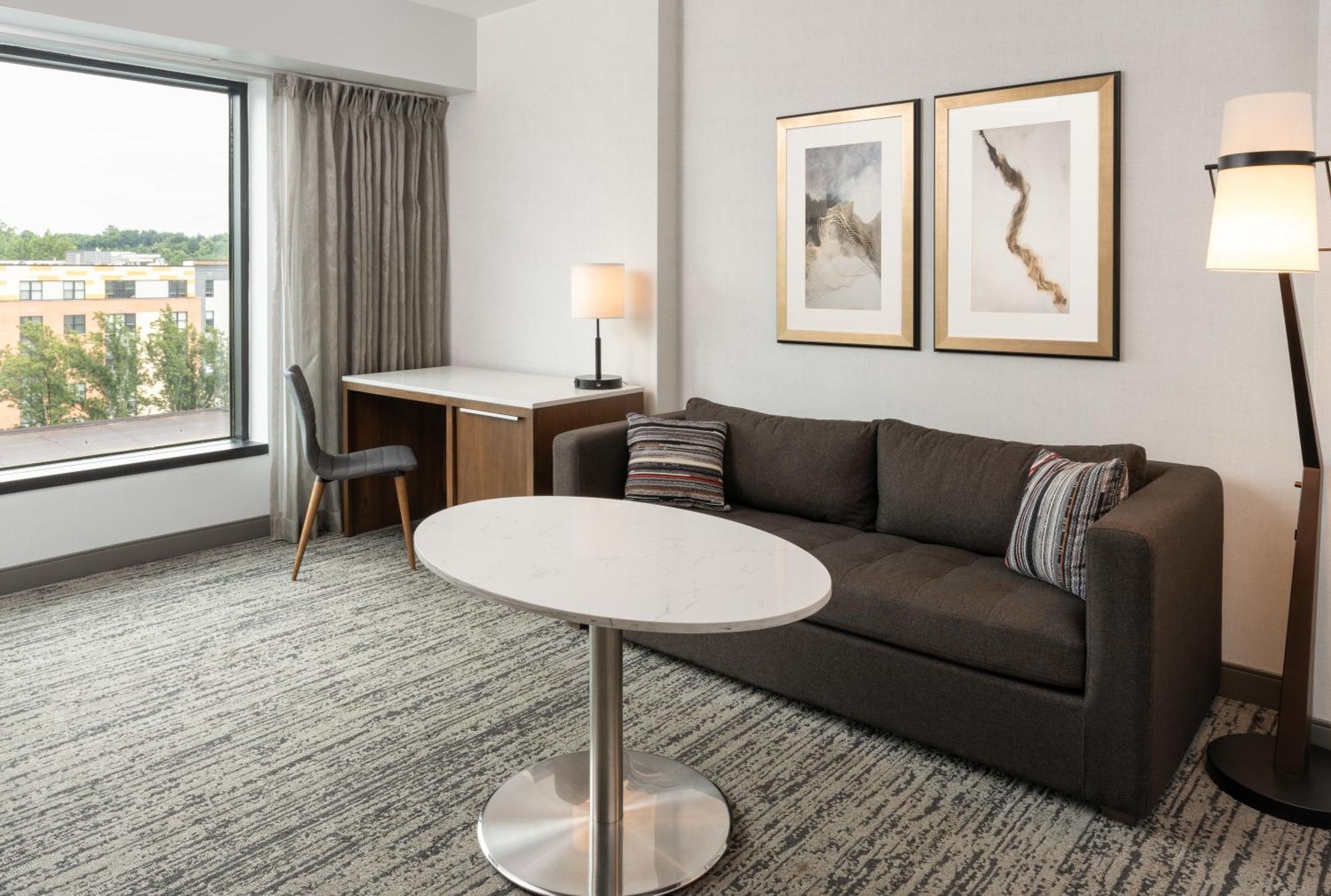 Отель Hilton Fairfax, Va Экстерьер фото